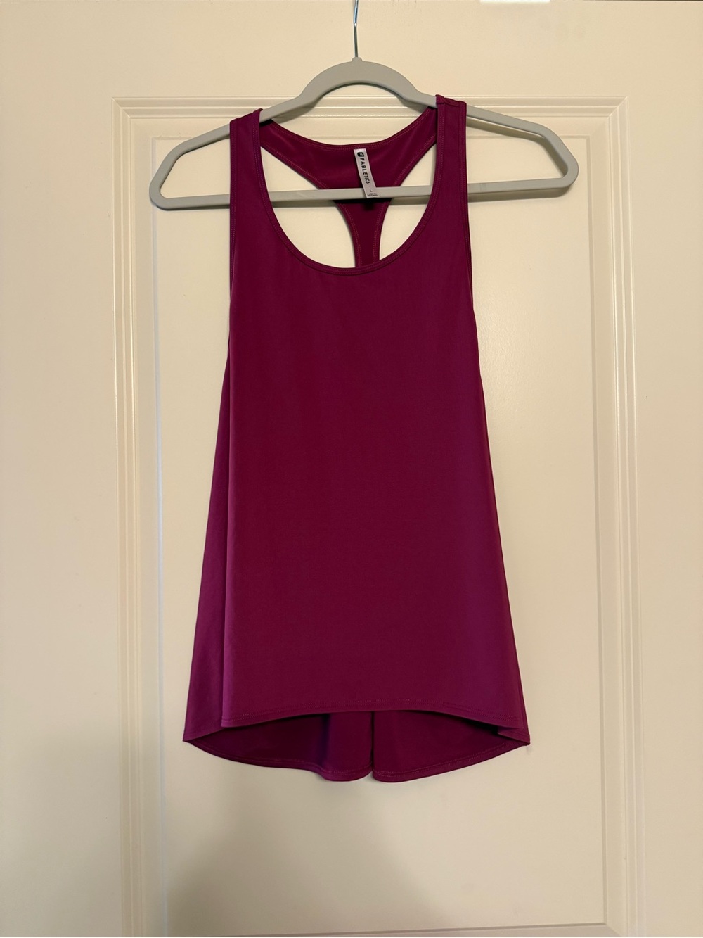 Fabletics • Women's Magenta Racerback Tank Top